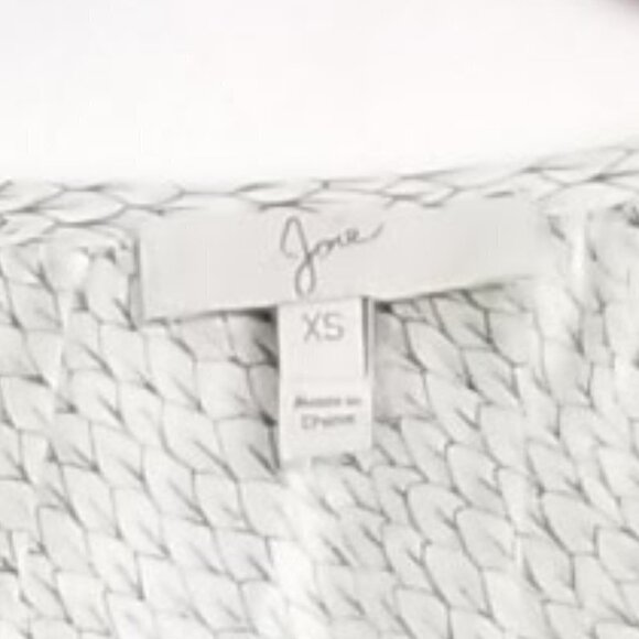 Joie Coralee Silk V Neck 3/4 Sleeve Blouse Top XS - Picture 8 of 12